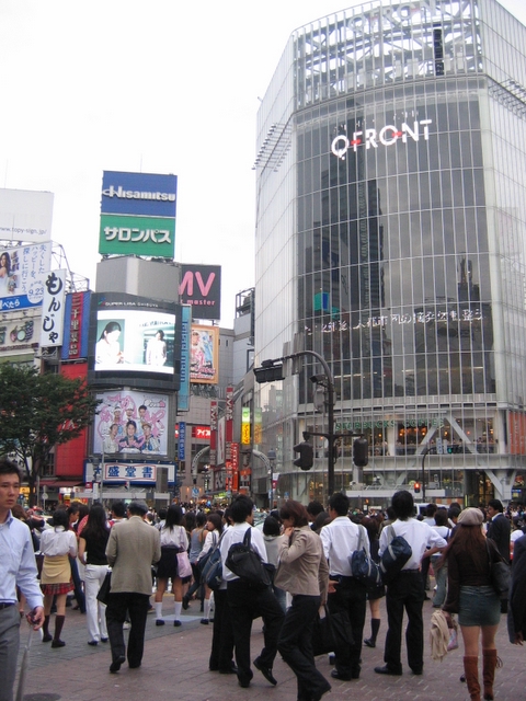 http://onosendai.free.fr/japon/03_Shibuya_Asakusa/Photo_shibuya-19.jpg