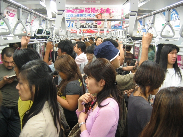 http://onosendai.free.fr/japon/04_akiba_shinjuku/Photo-15.jpg